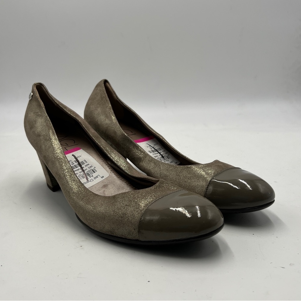 Attilio Giusti Leombruni Tan and Brown Suede Heels with Elegant Cut-Out Design